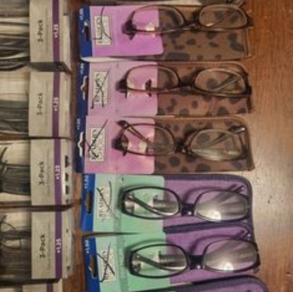 Readers Glasses 1.25 1.50 - Picture 3 of 3